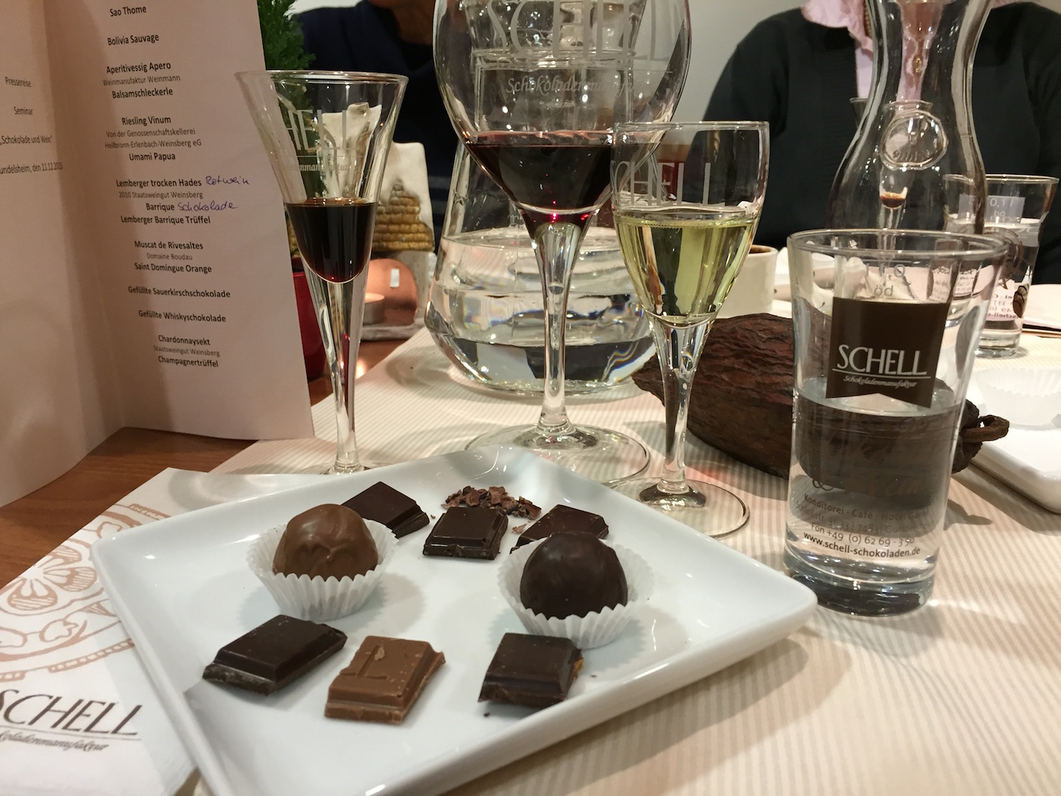 Schokoladenverkostung: Schokolade und Wein