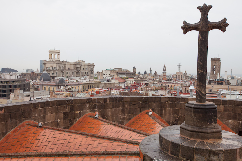 Blick über Barcelona vom Dach der Kirche aus