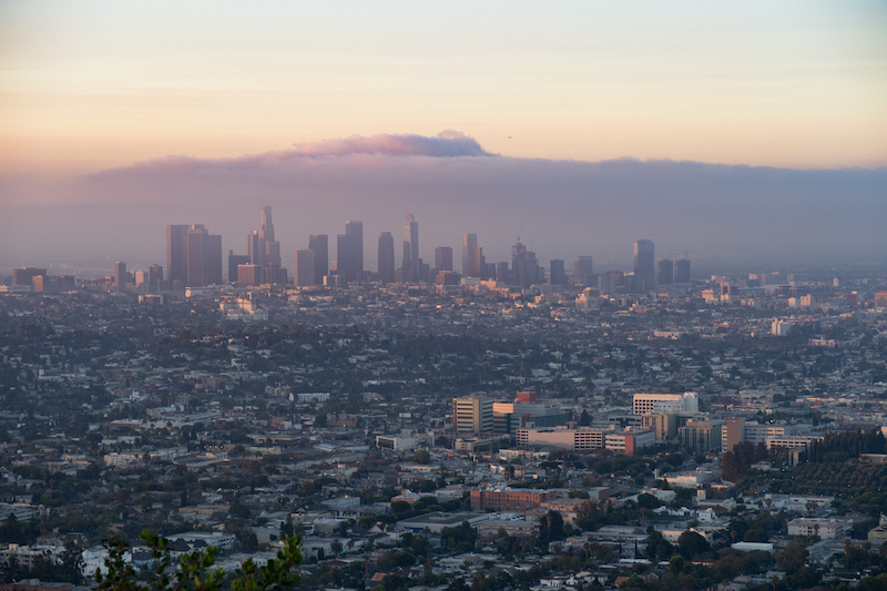 Los Angeles im ersten Sonnenlicht