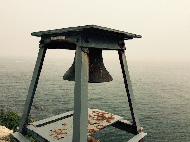 Eine Glocke des Bass Harbor Head Light