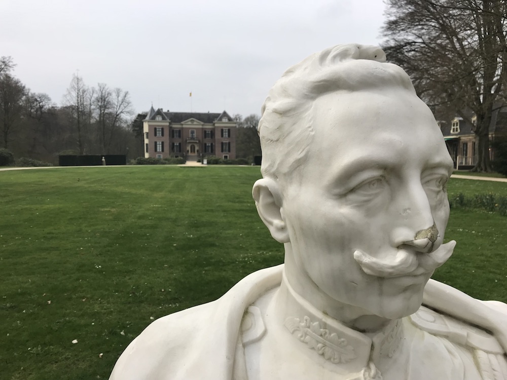 Kaiser Wilhelm II. lebte bis zu seinem Tod im Jahre 1941 im Exil in denNiederlanden