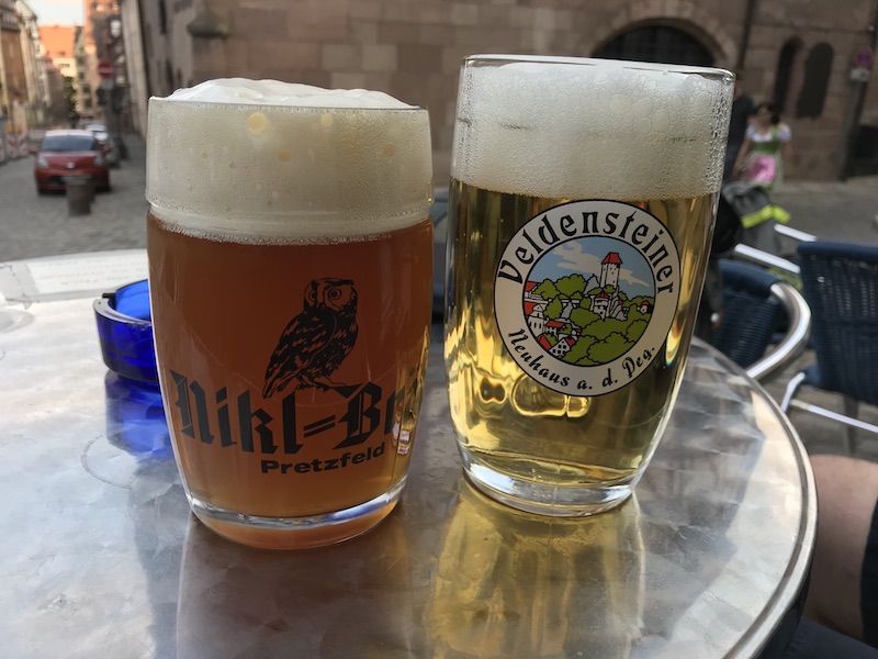 Mit einem leckeren Bier kann der Abend beginnen