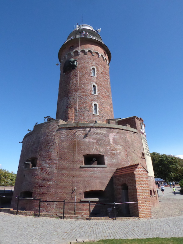 Der Leuchtturm von Kolberg kann betreten werden. Aber Achtung: Der Aufstieg ist ziemlich kraxelig