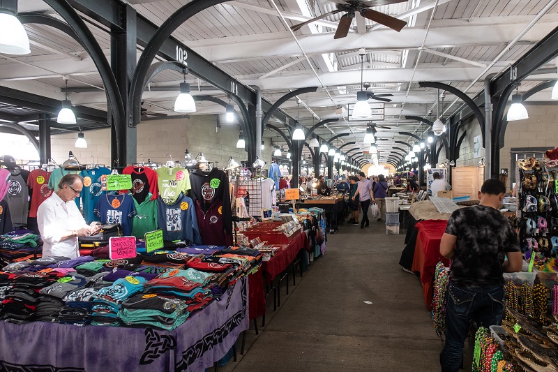 Im French Market kann man leckeres Essen und Souvenirs kaufen. Aber aufpassen! Taschendiebe sind hie leider keine Seltenheit.