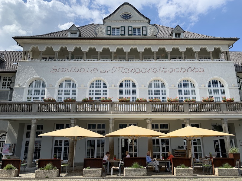 Das Gasthaus zur Margarethenhöhe ist heute das Mintrops Stadt Hotel Margarethenhöhe