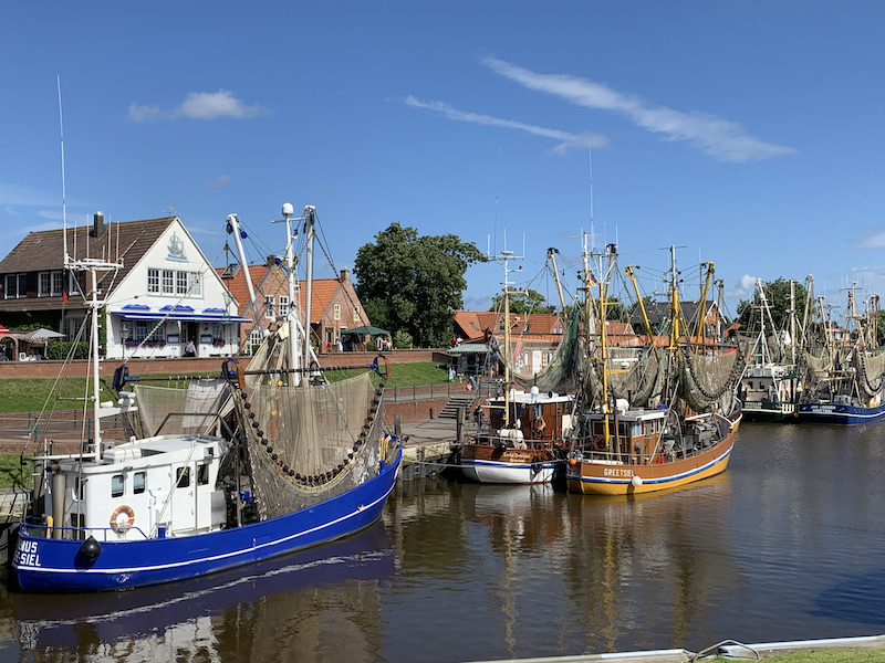 Ich habe mich in den pittoresken Hafen von Greetsiel schwer verliebt